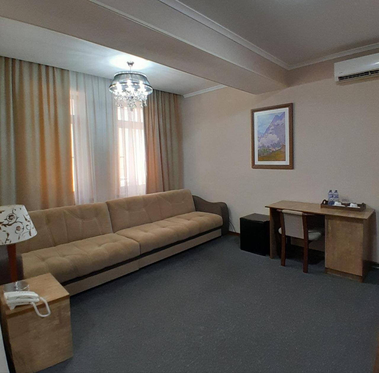 Hotel Bek Samarkand Exterior photo