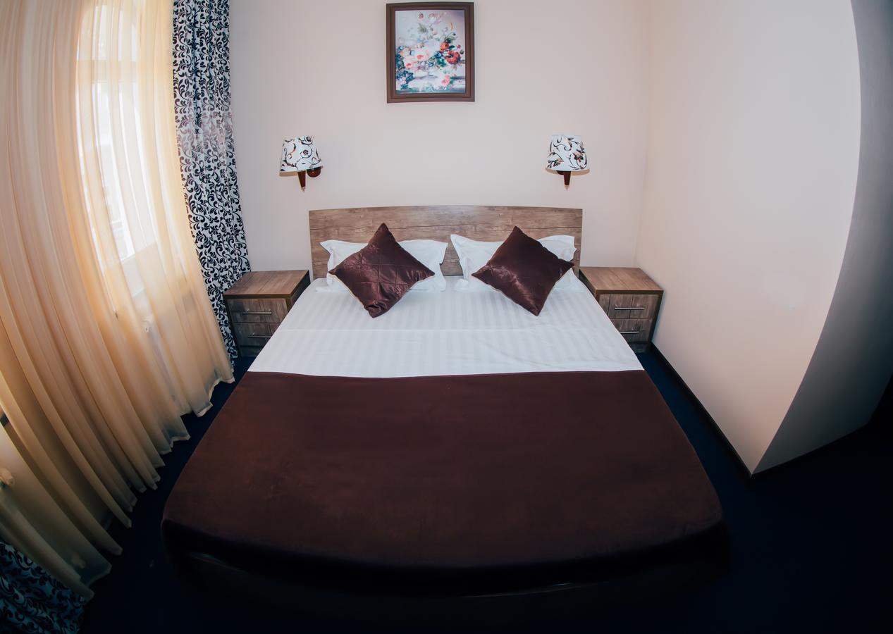 Hotel Bek Samarkand Exterior photo